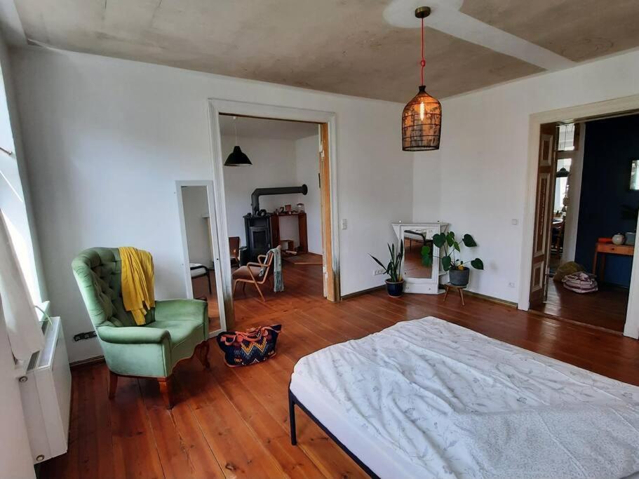 Altbau Charme & Mittendrin ชตราลซุนด์ ภายนอก รูปภาพ